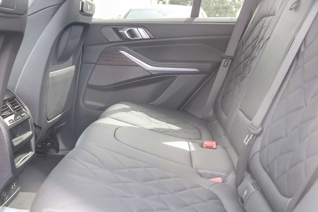 2025 BMW X5 40i - Photo 20