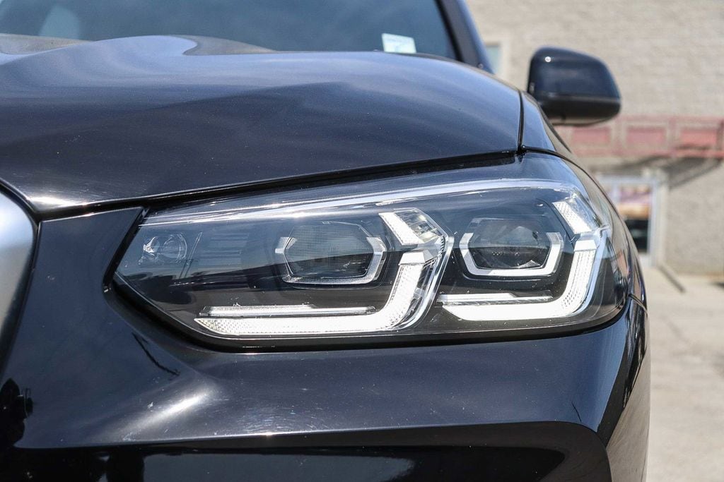 2023 BMW X3 sDrive30i photo 3