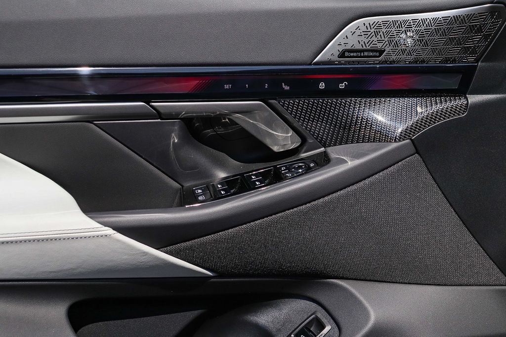 2026 BMW M5 M5 - Photo 22