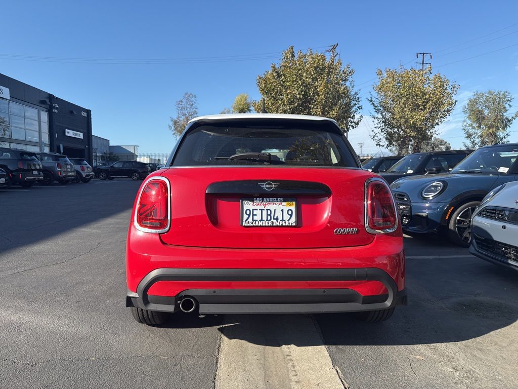 2023 Mini Cooper Signature photo 4