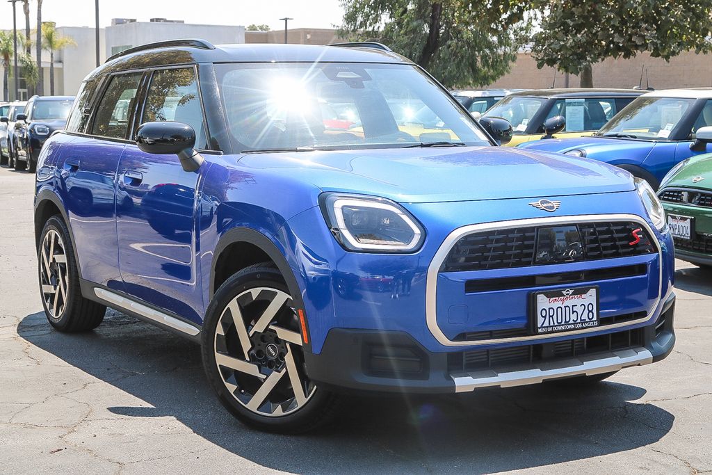 2025 MINI Countryman