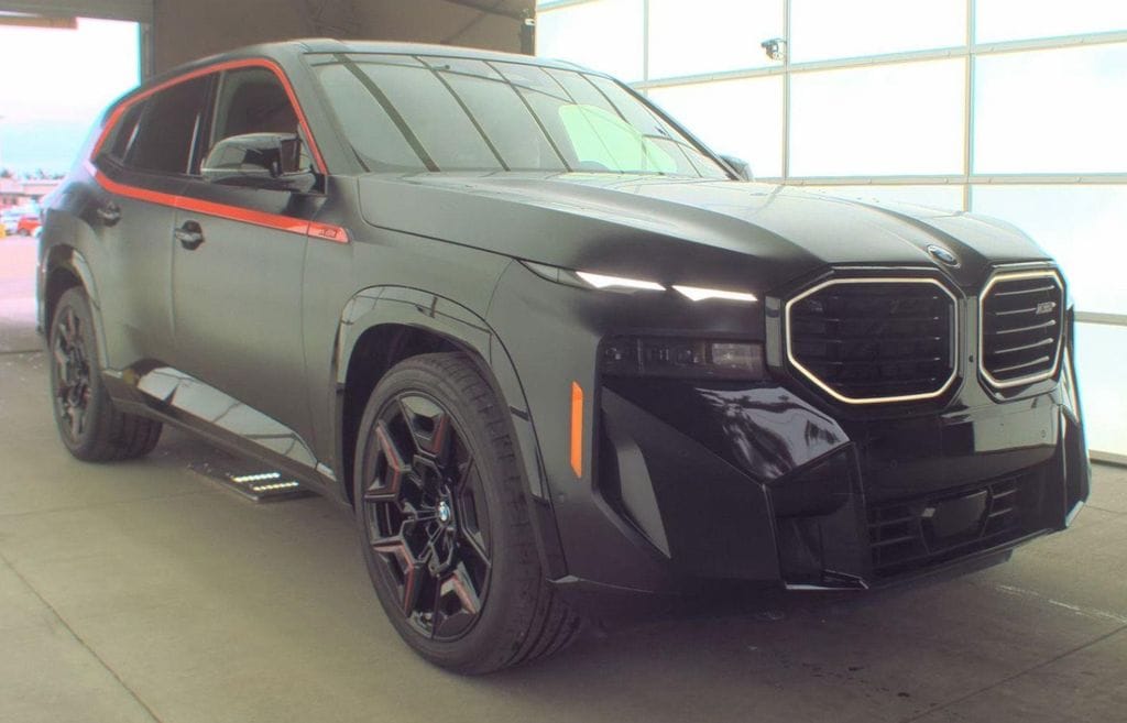 2024 BMW XM Label photo 3
