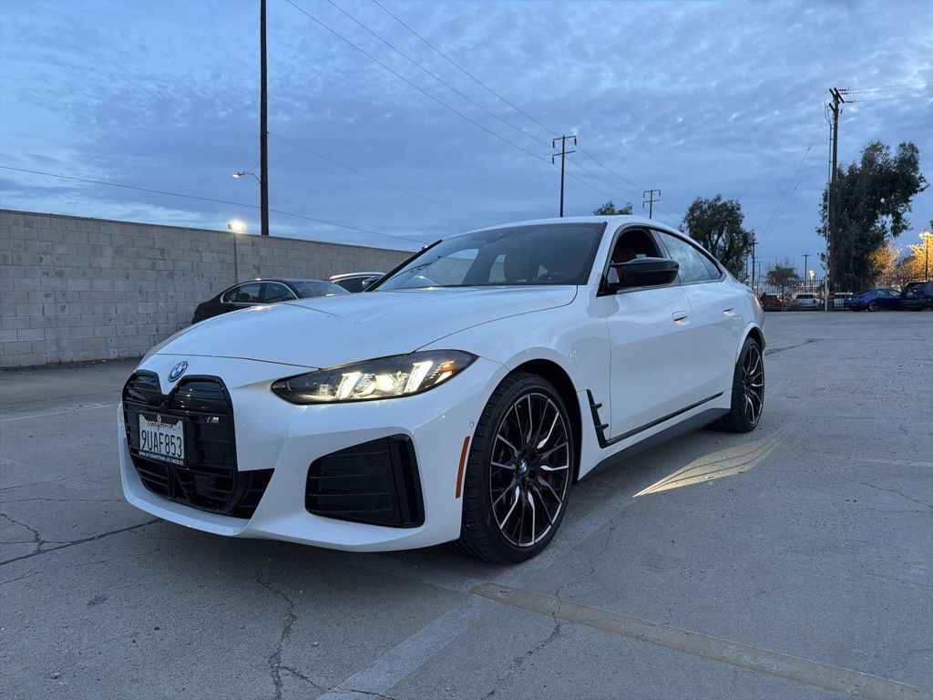 2025 BMW i4 M50's photo