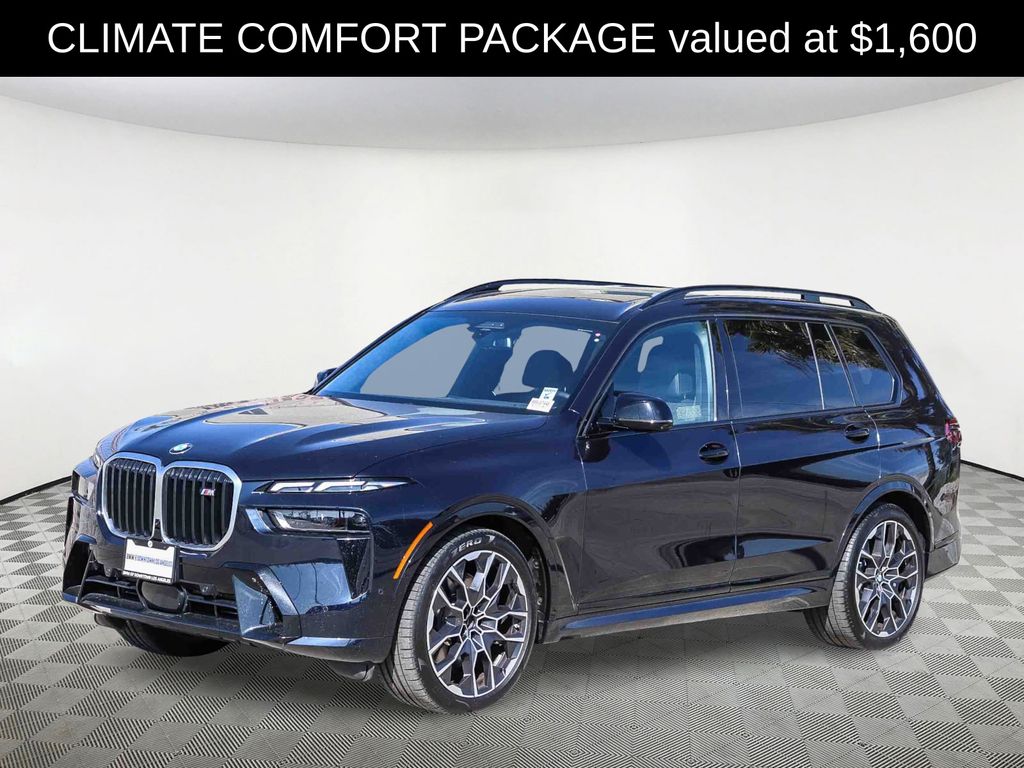 2024 BMW X7 M60i photo 2