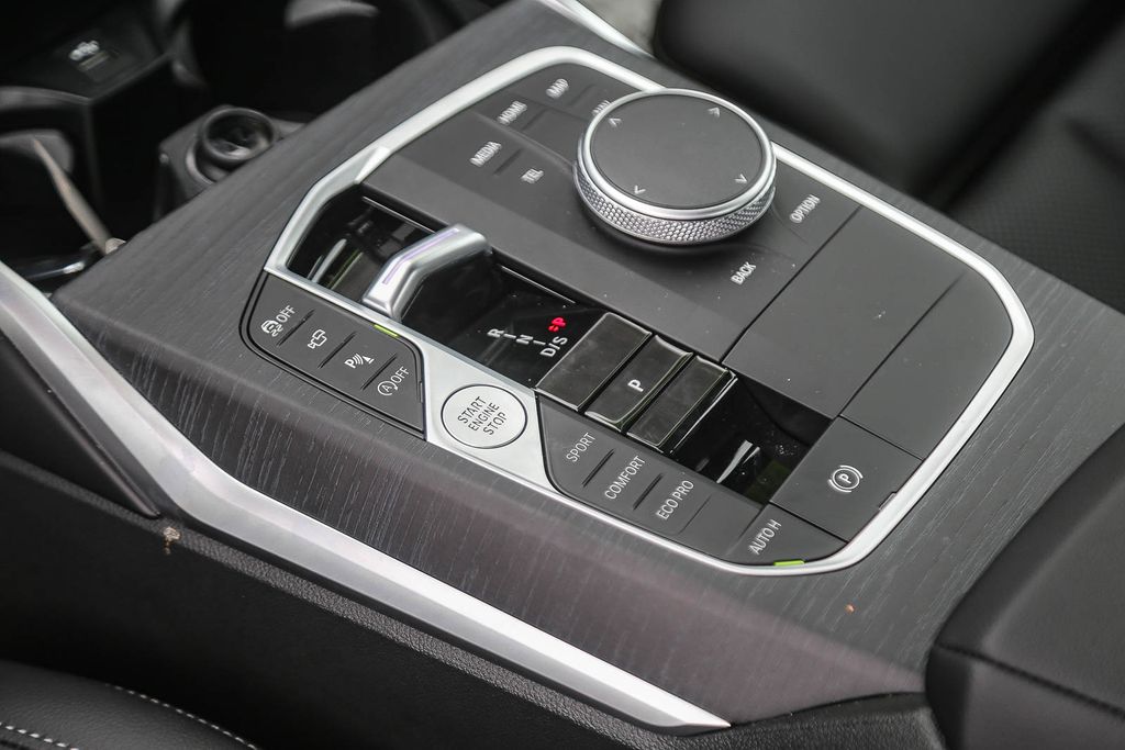 2025 BMW 2 Series 230i - Photo 23
