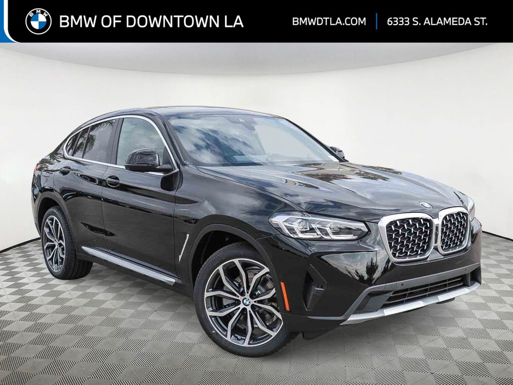 2025 BMW X4