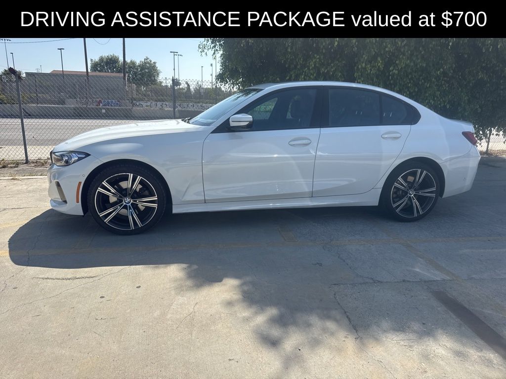 2023 BMW 3 Series 330i photo 2