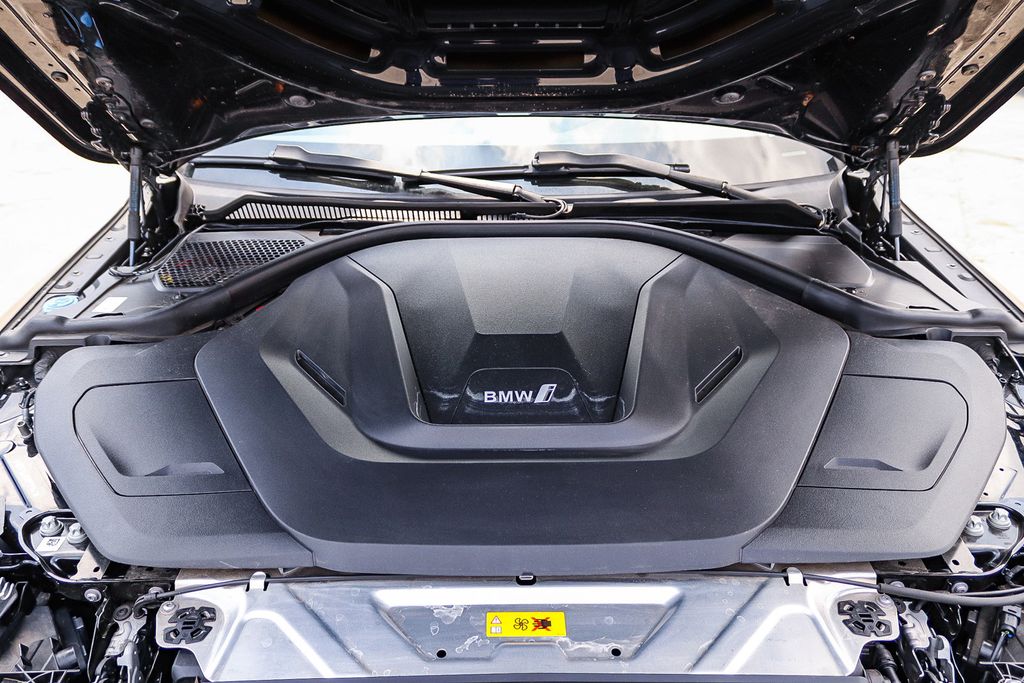 2023 BMW i4