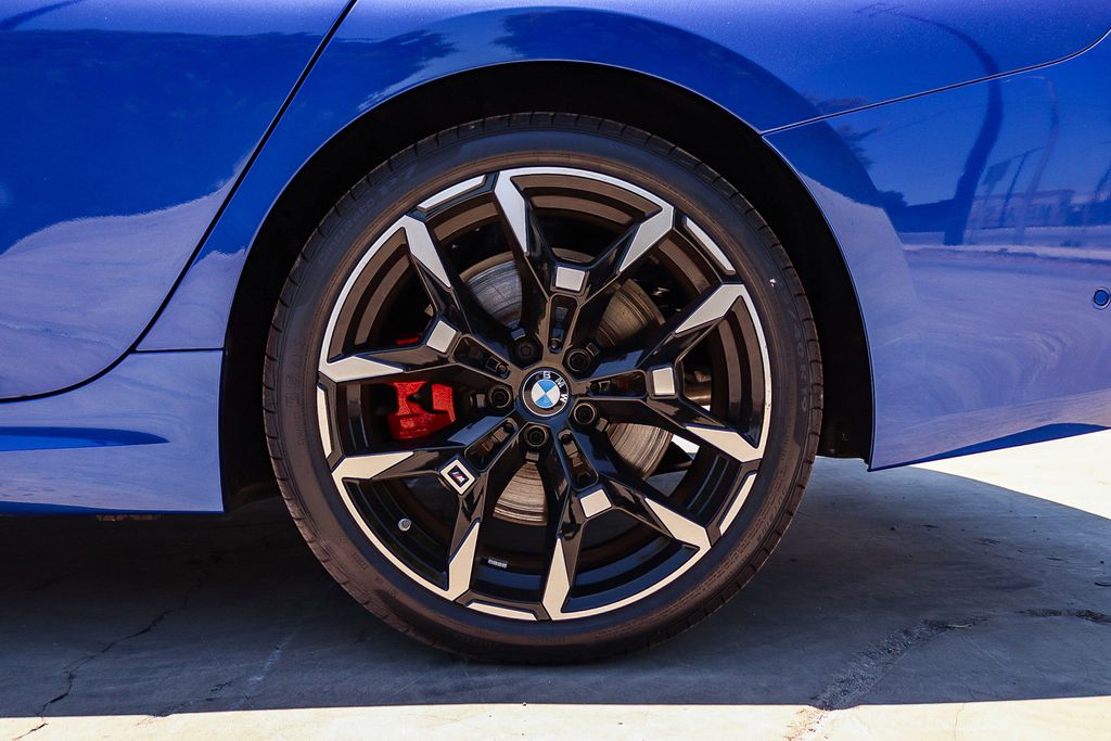 2026 BMW 3 Series 330i - Photo 11