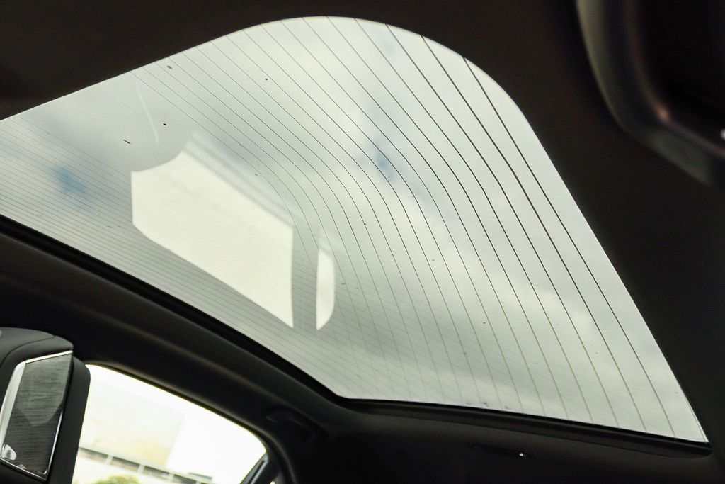 2025 BMW 7 Series 740i - Photo 29