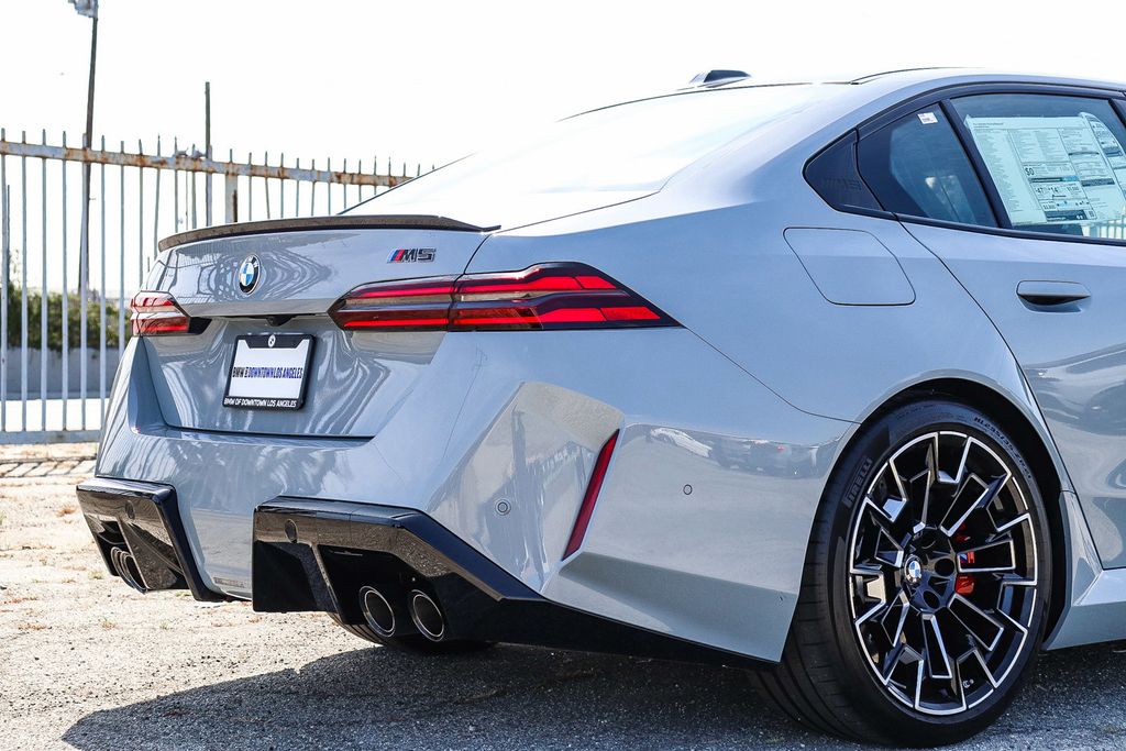 2026 BMW M5 M5 - Photo 10