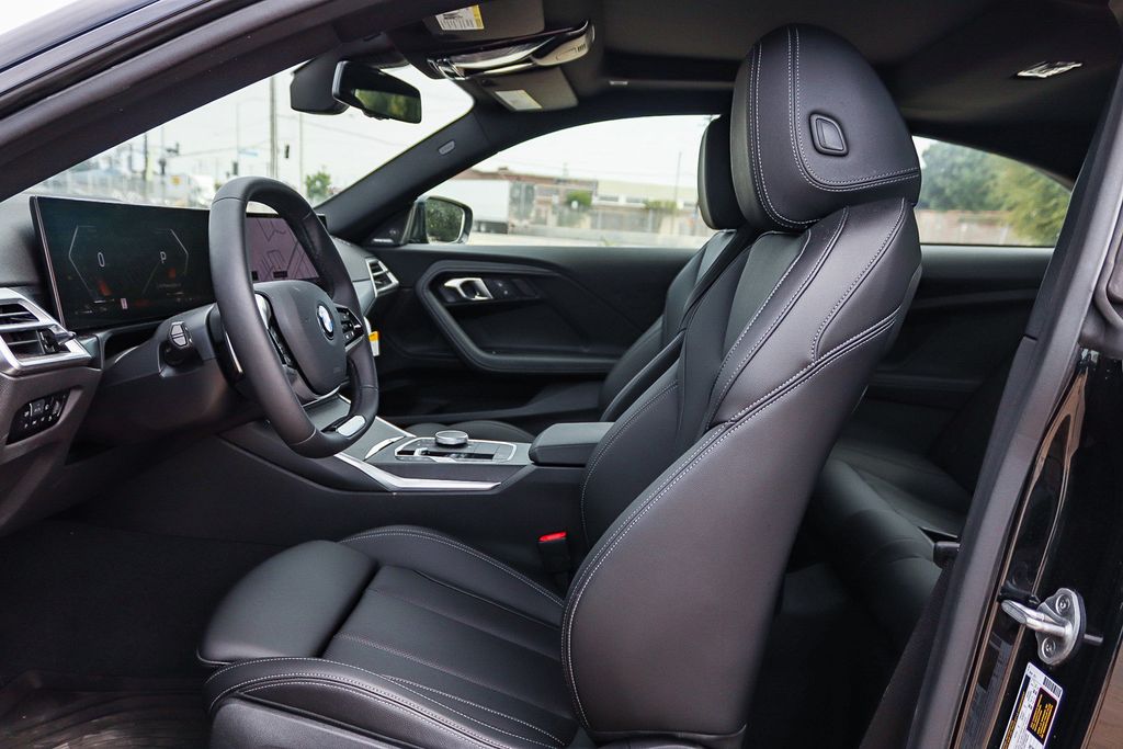 2025 BMW 2 Series 230i - Photo 17