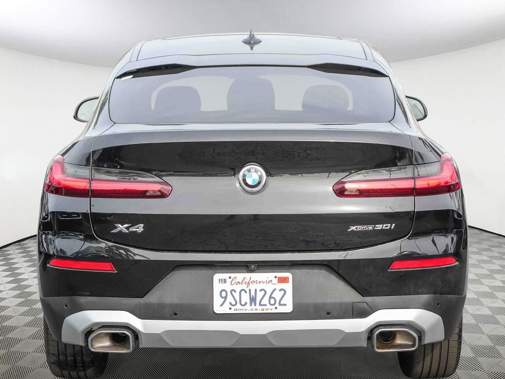 2025 BMW X4 xDrive30i photo 4