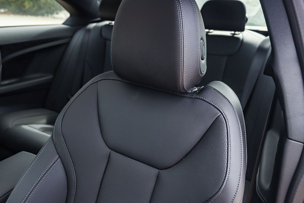 2025 BMW 2 Series 230i - Photo 28