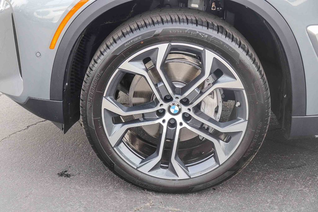 2025 BMW X5 40i - Photo 13