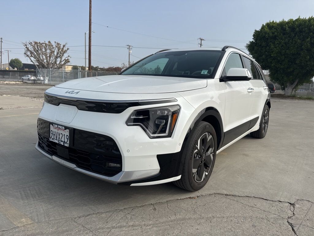 Used 2023 Kia Niro EV Wave SUV