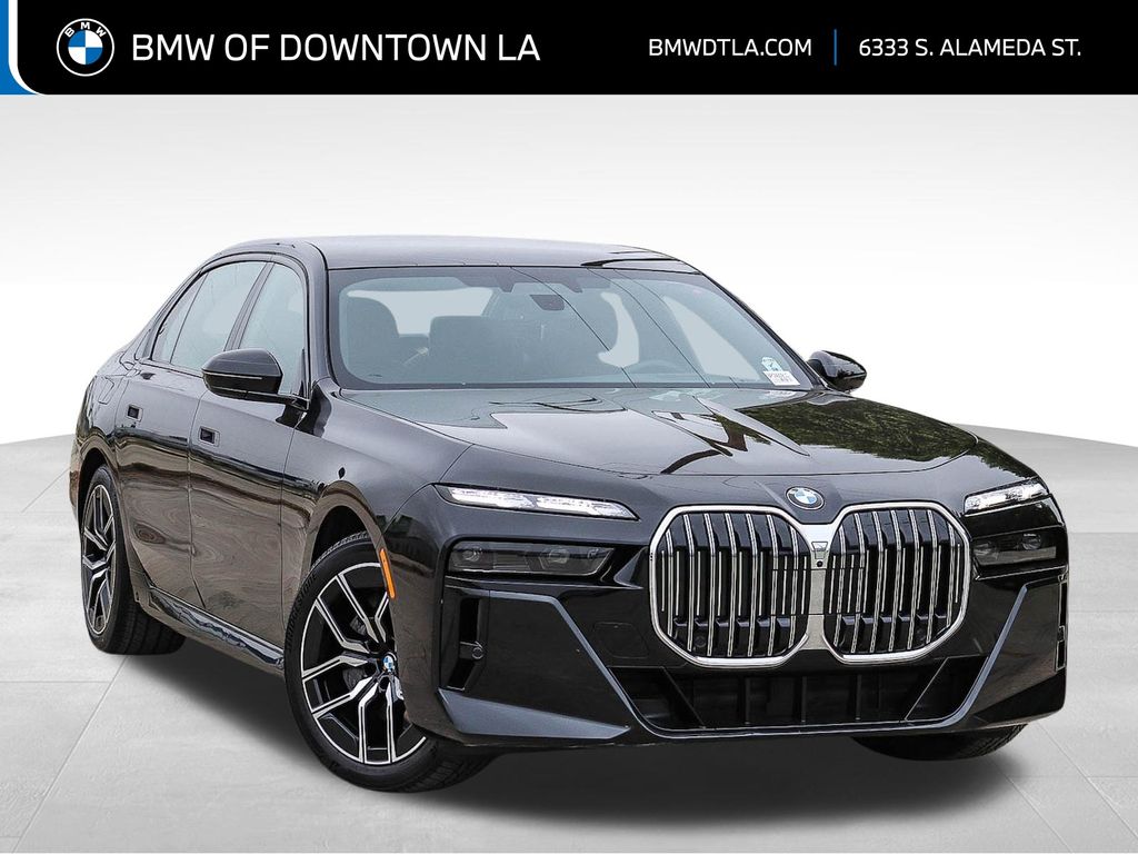 2023 BMW 7 Series 740i's photo