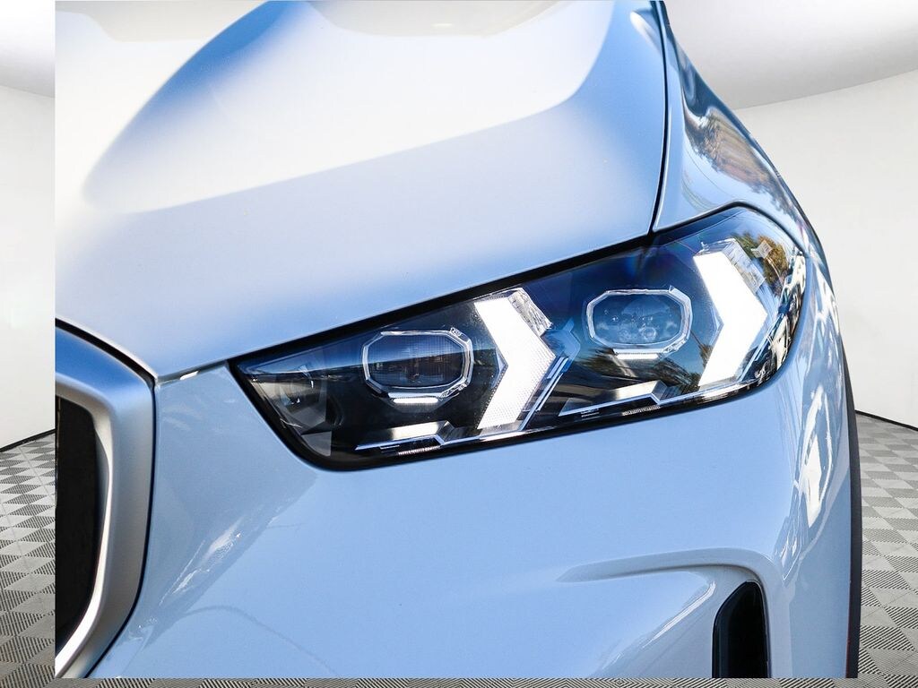 New 2026 BMW X5 sDrive40i SUV