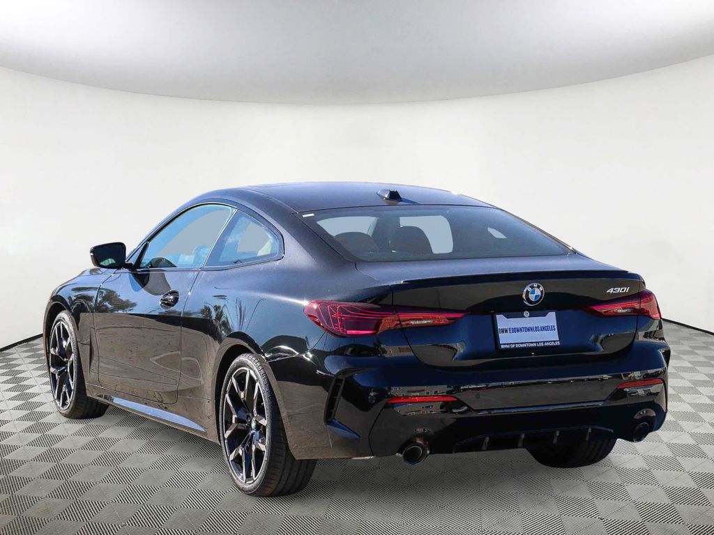 2026 BMW 4 Series 430i - Photo 7