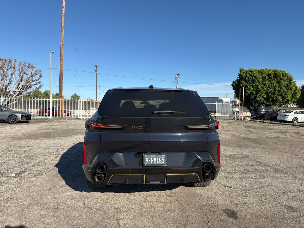 2023 BMW XM Base photo 4