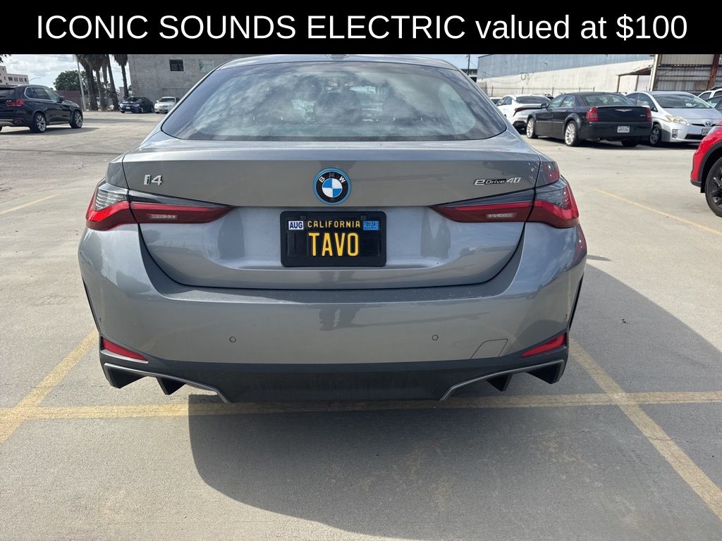 2022 BMW i4 eDrive40 photo 4