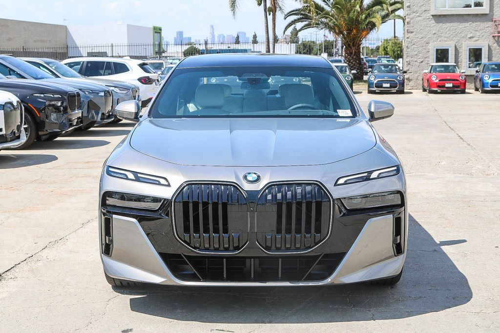 2025 Bmw 760i 760i xDrive photo 2