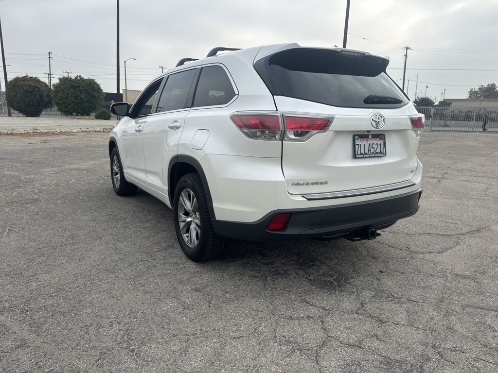 2015 Toyota Highlander Base Hybrid photo 3