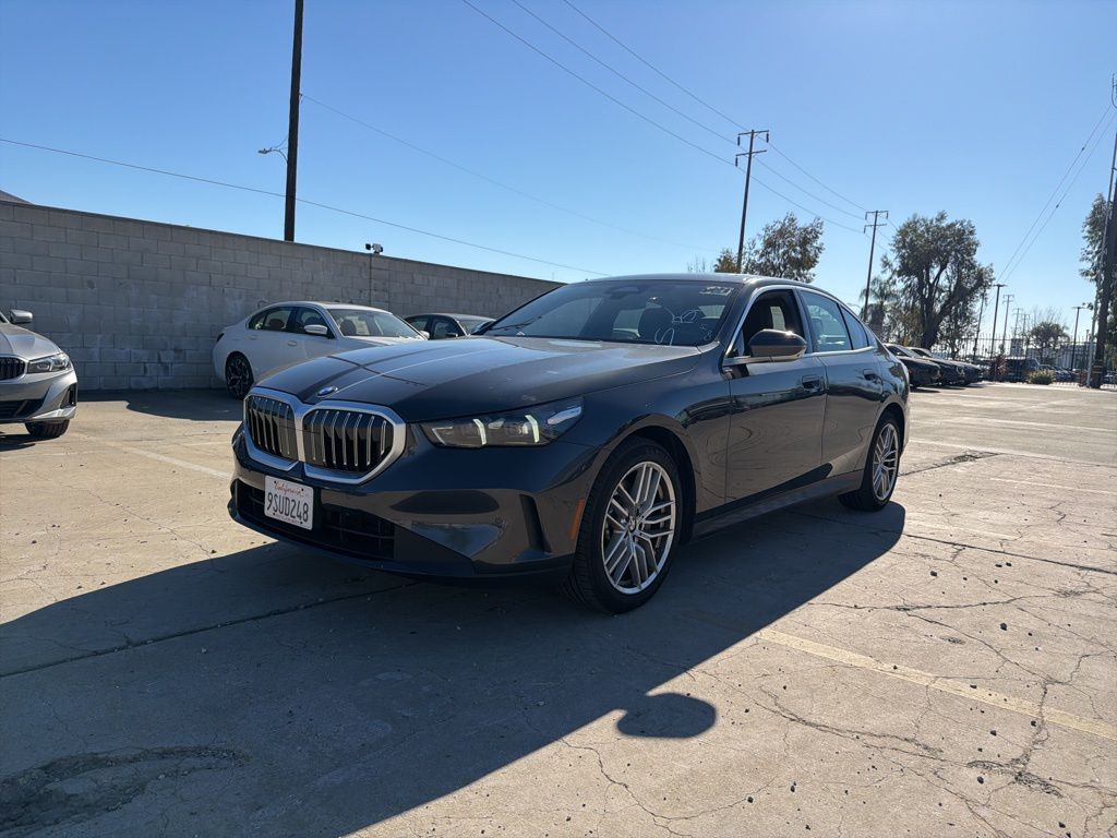 2025 BMW 5 Series 530i's photo