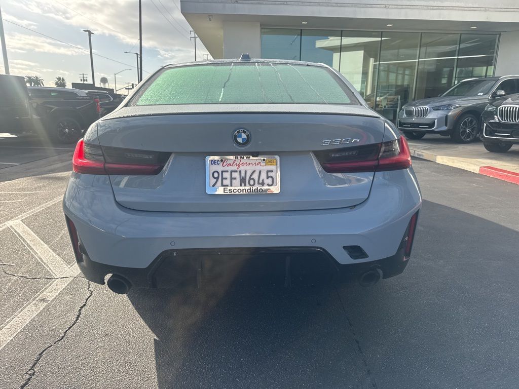 2023 Bmw 330e 3-Series photo 4