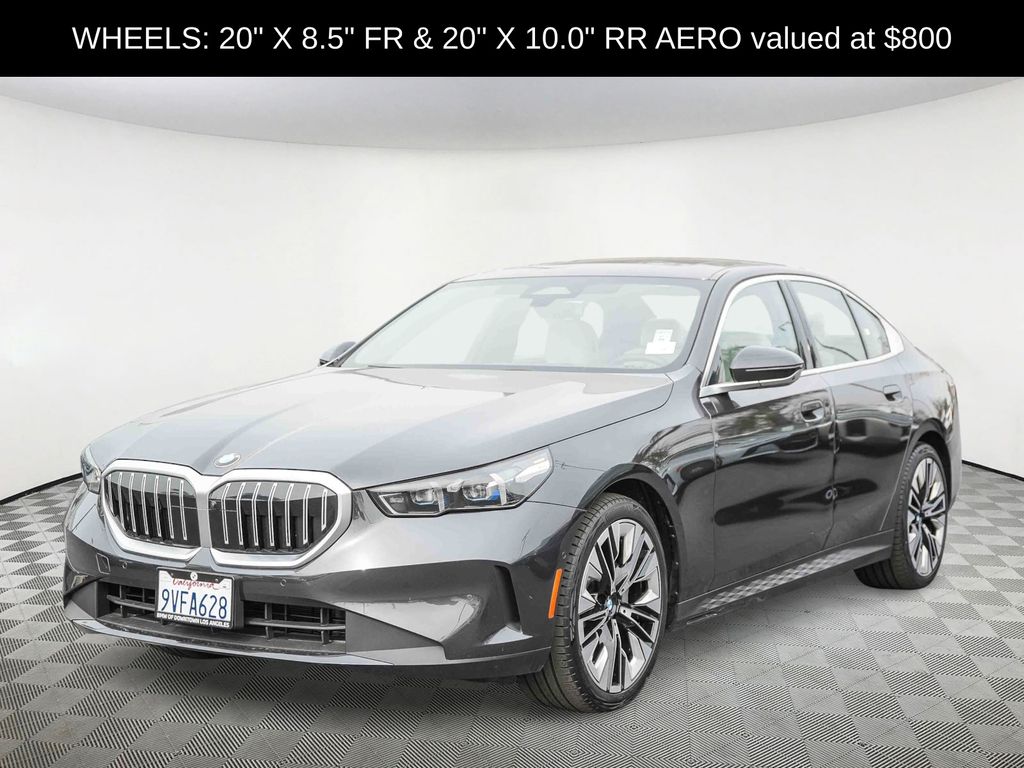 2025 BMW 5 Series 530i photo 2