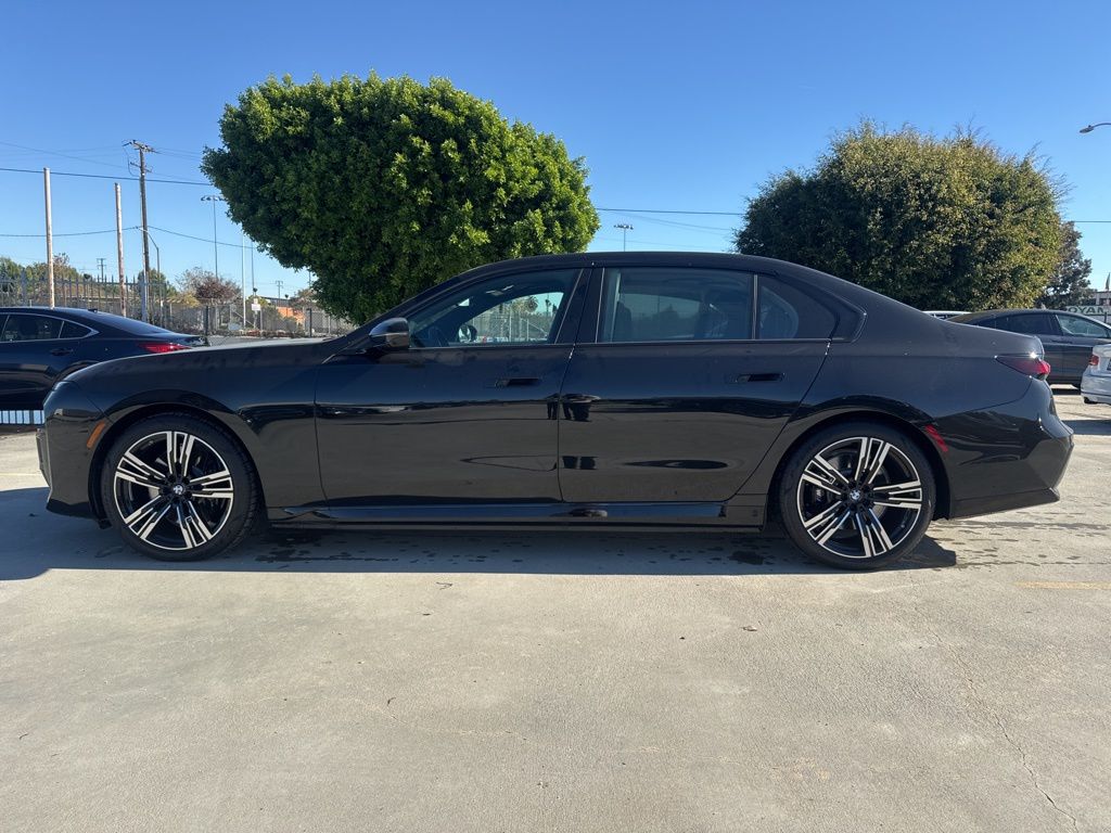 Used 2025 BMW i7 60 with VIN WBY53EJ05SCU83428 for sale in Los Angeles, CA