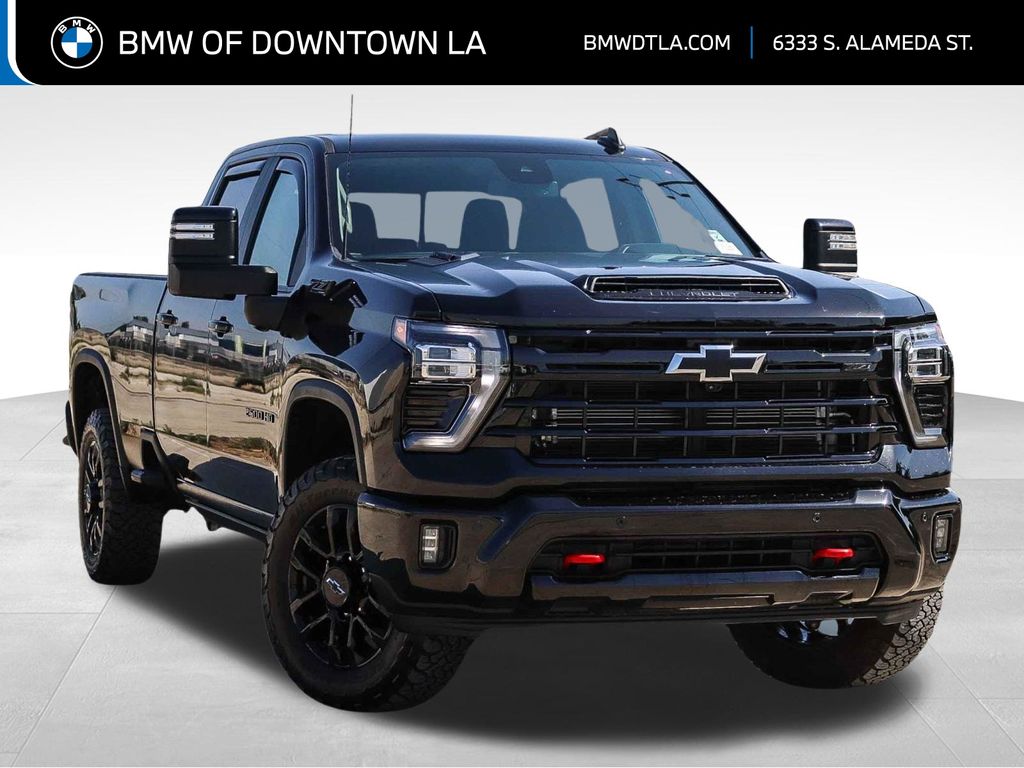 2025 Chevrolet Silverado HD LT 4WD Crew Cab Standard Box's photo