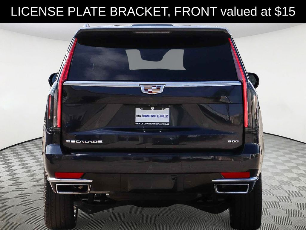 2023 Cadillac Escalade Premium Luxury photo 4