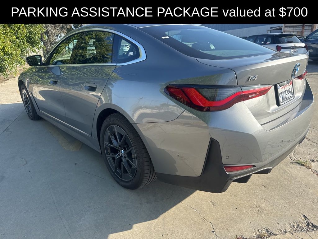 2025 BMW i4 eDrive40 photo 3