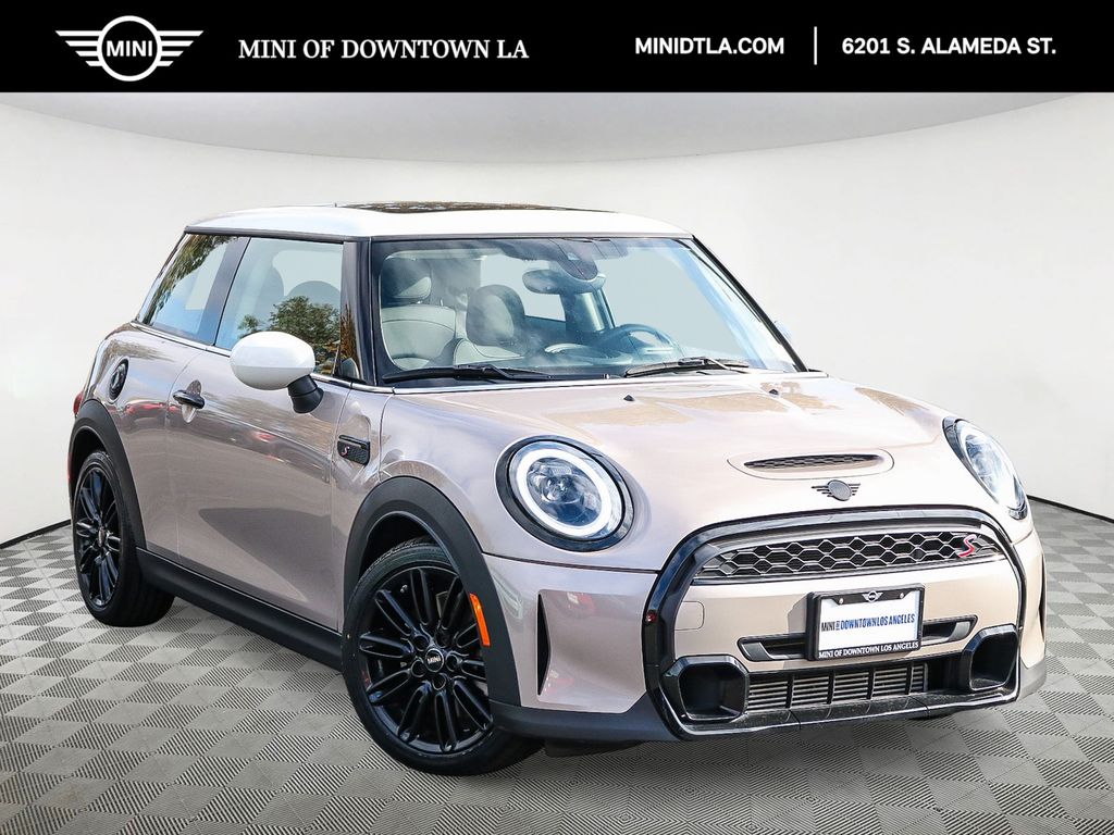2023 MINI 3 Door