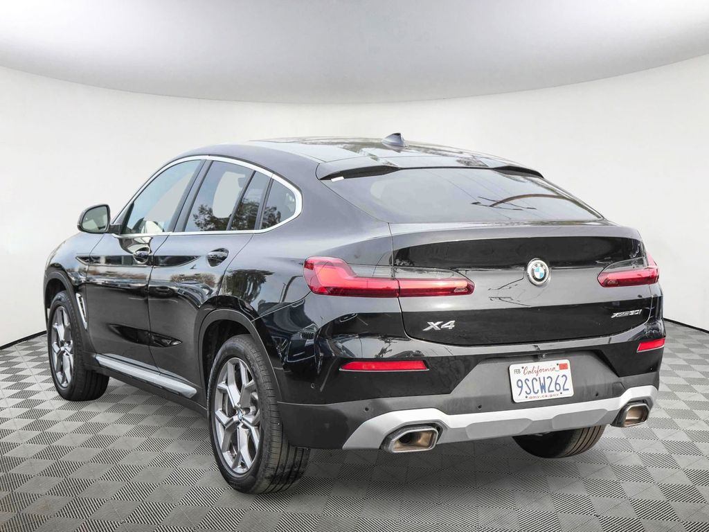 2025 BMW X4 xDrive30i photo 6