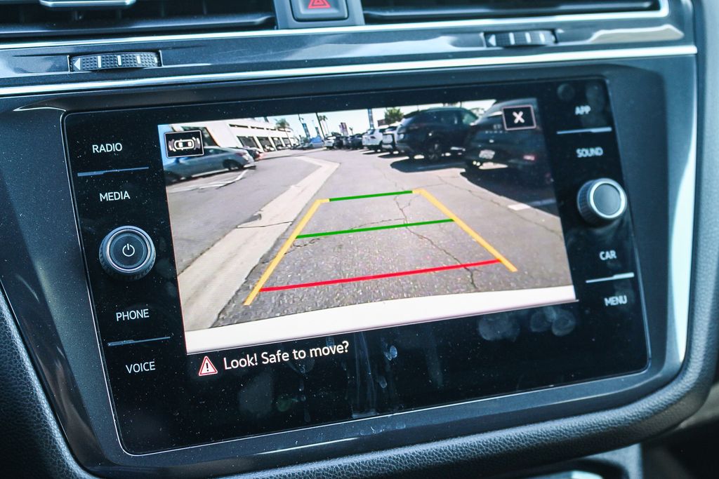 Tiguan SE R-LINE BLACK