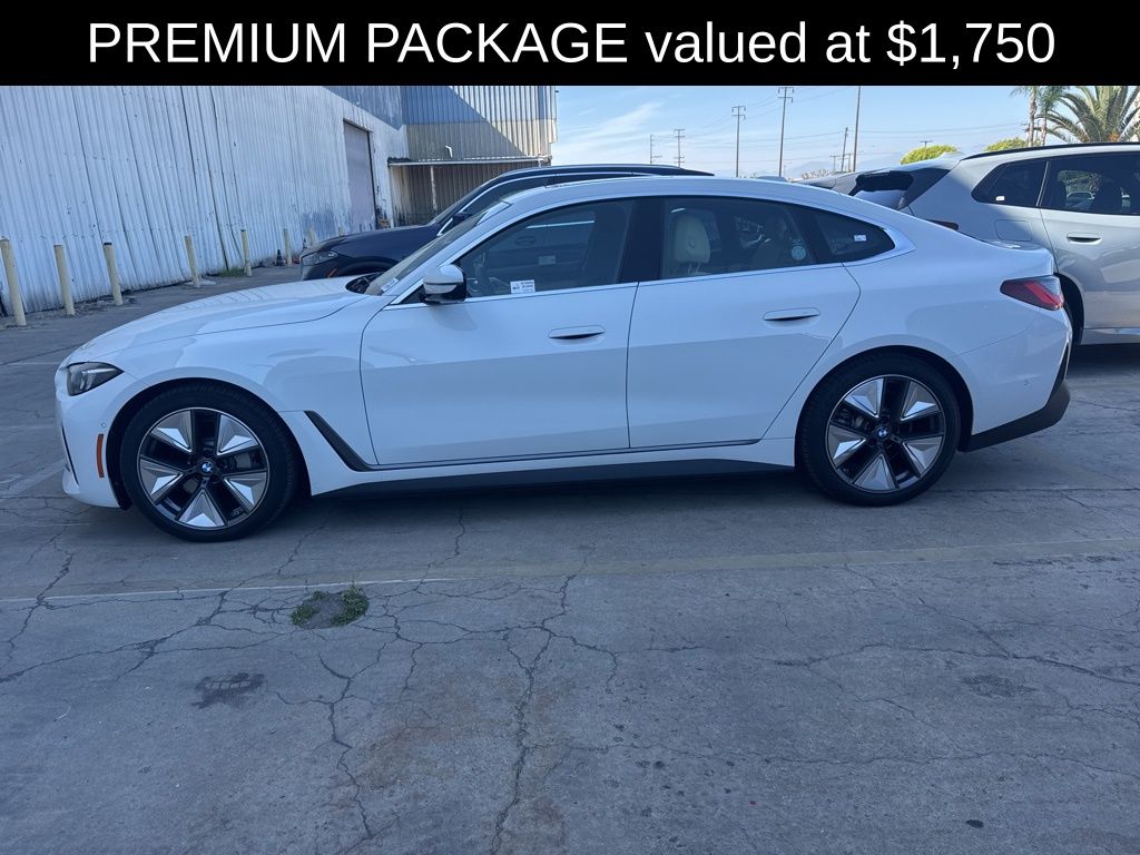 2025 BMW i4 xDrive40 photo 2