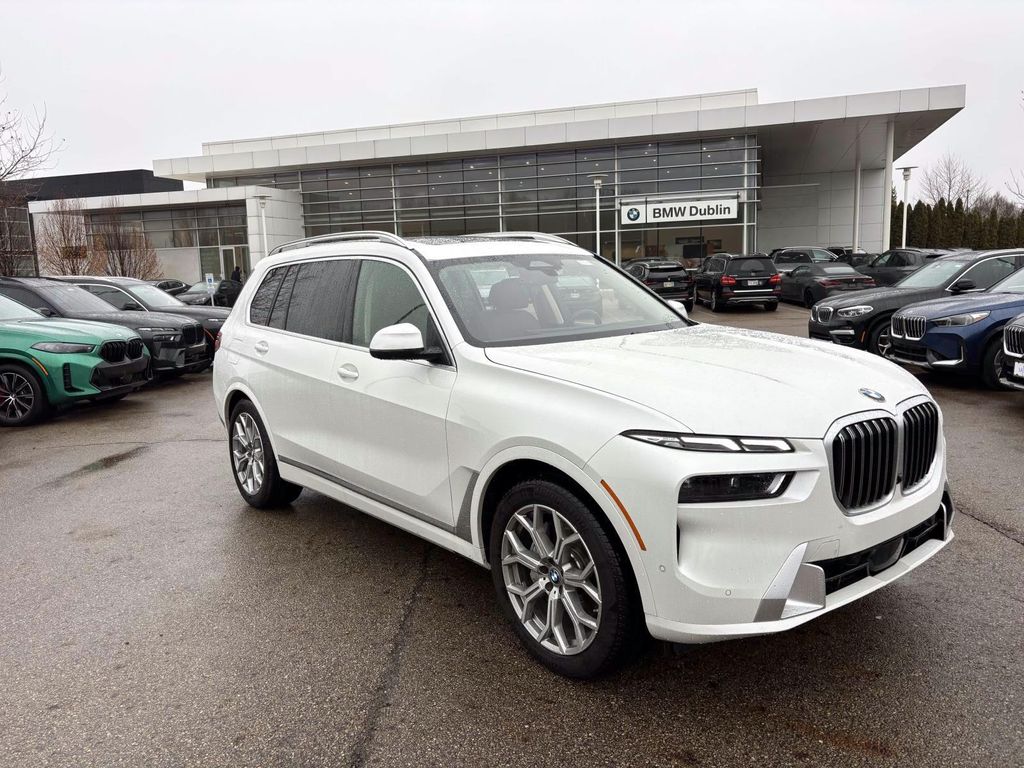 2026 BMW X7