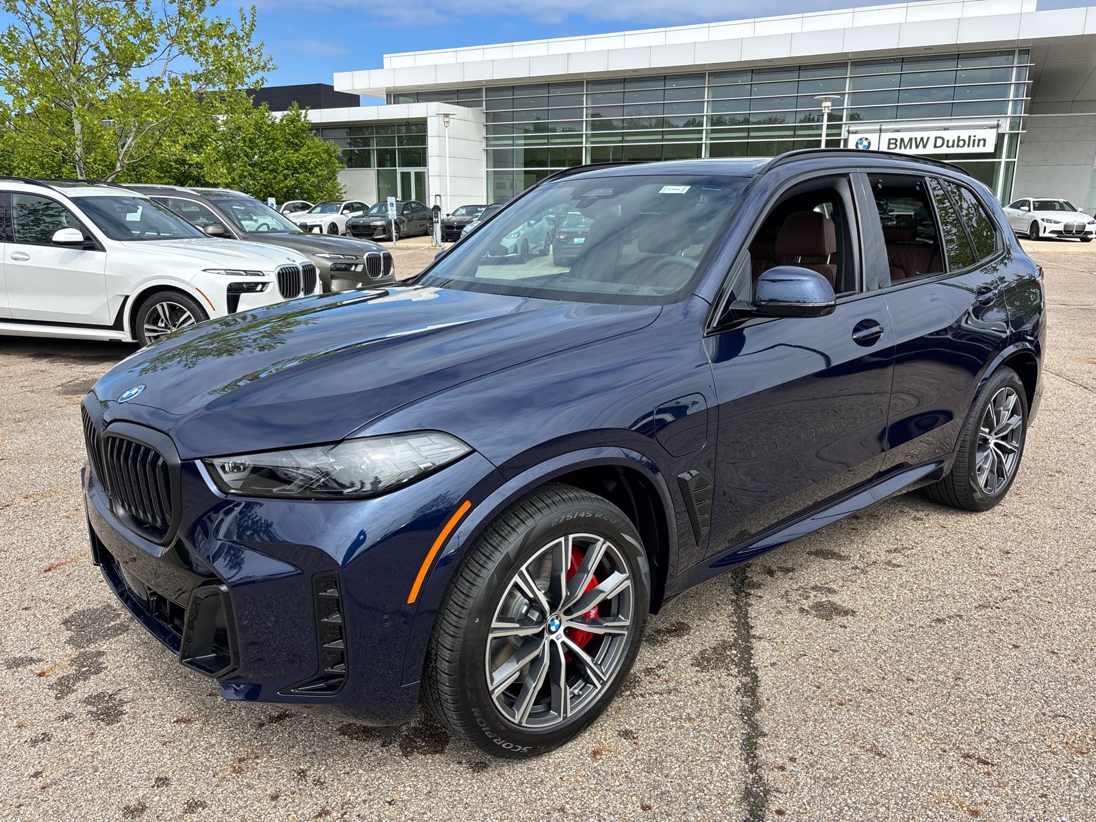 2026 BMW X5 xDrive50e's photo
