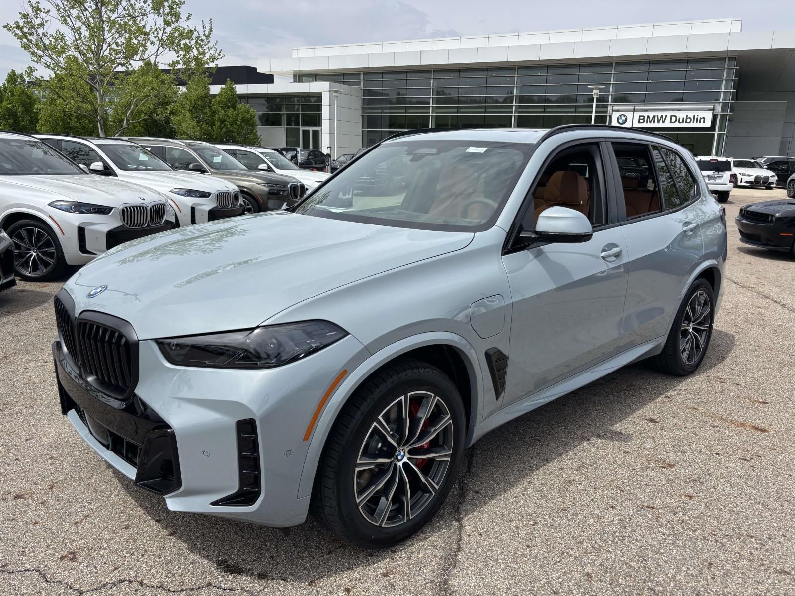 2026 BMW X5 xDrive50e's photo