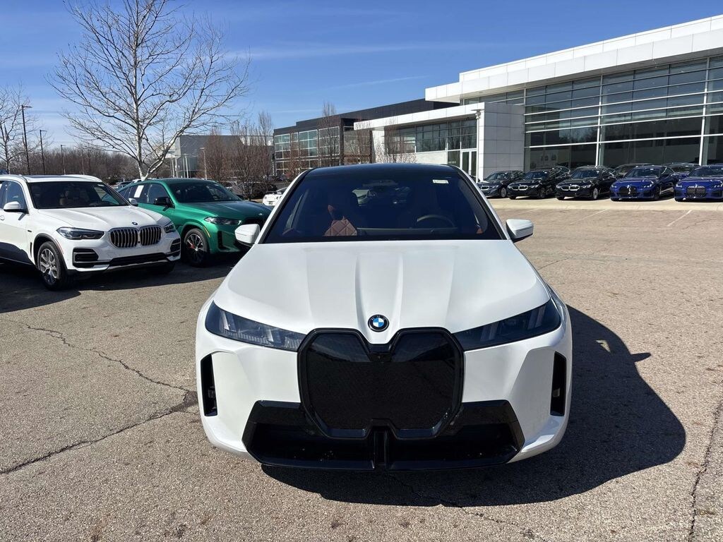 New 2026 BMW iX xDrive60 SUV