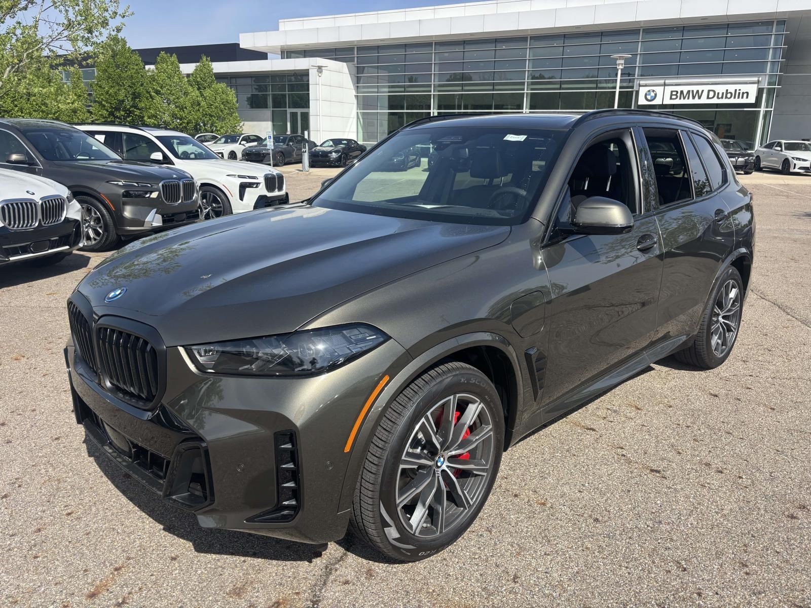 2026 BMW X5 xDrive50e's photo