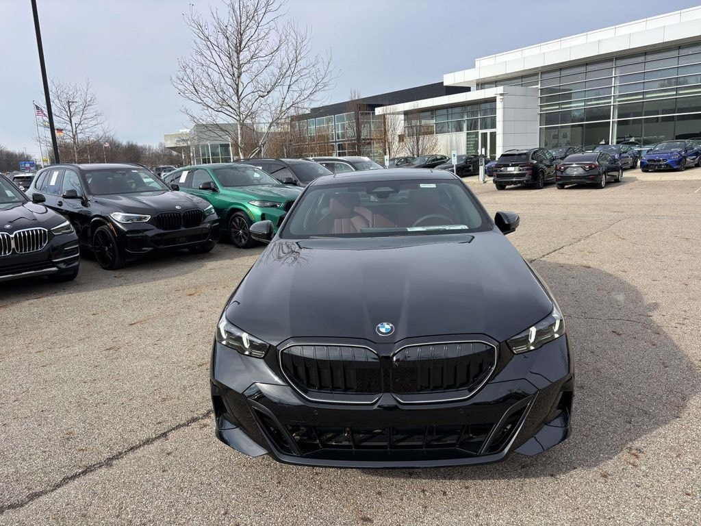 New 2026 BMW 5 Series 530i xDrive Sedan