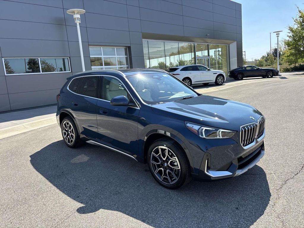 2026 BMW X1 xDrive28i's photo