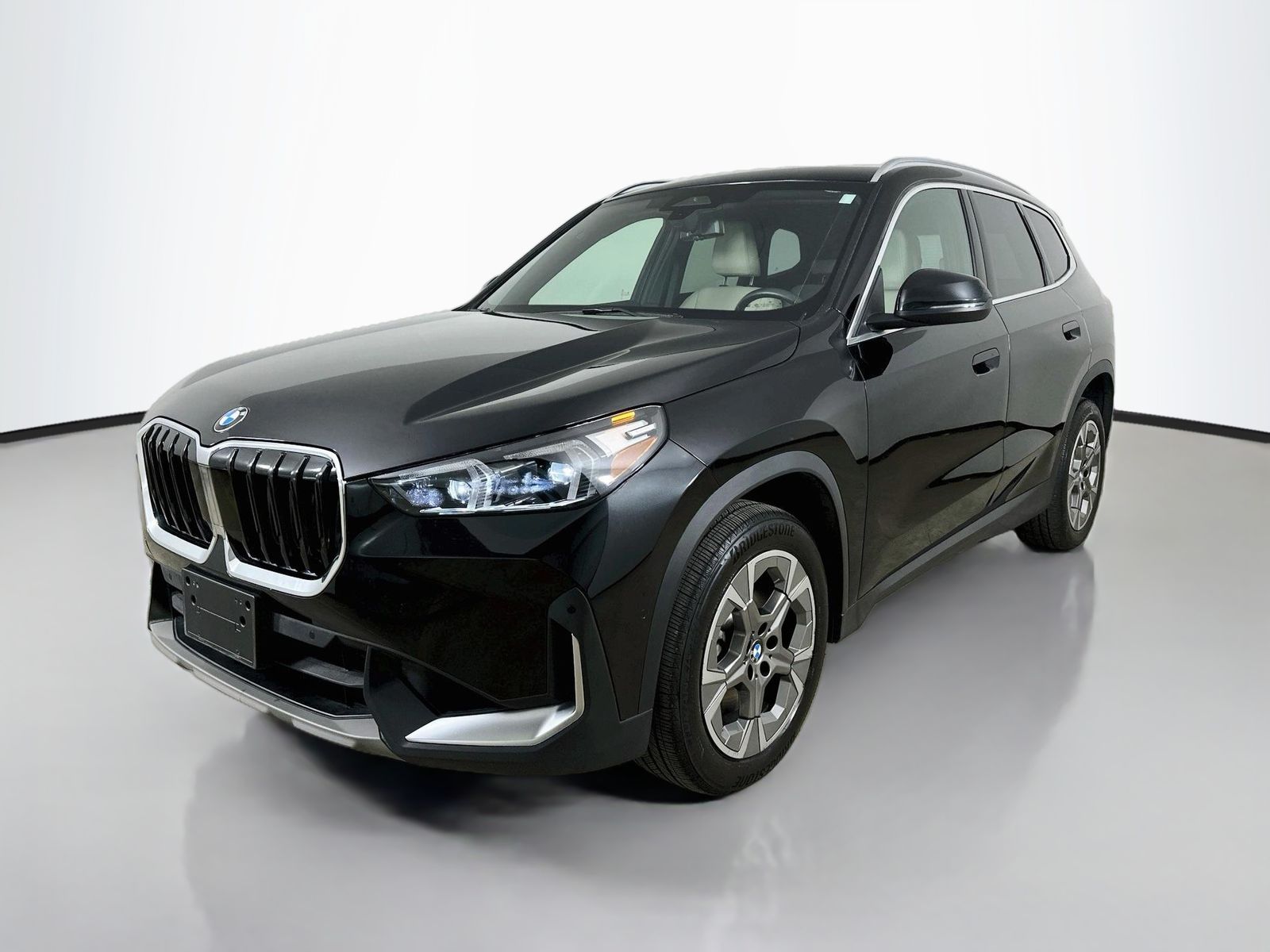 2023 BMW X1 SUV 