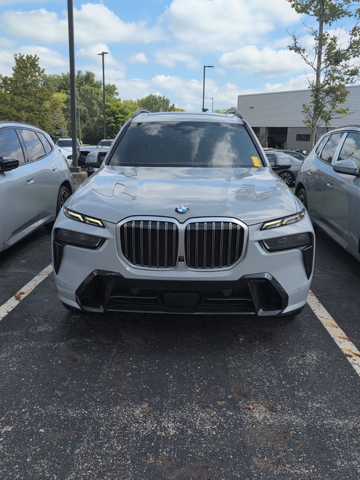2024 BMW X7