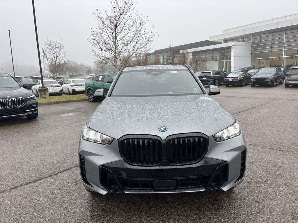 New 2026 BMW X5 xDrive50e SUV