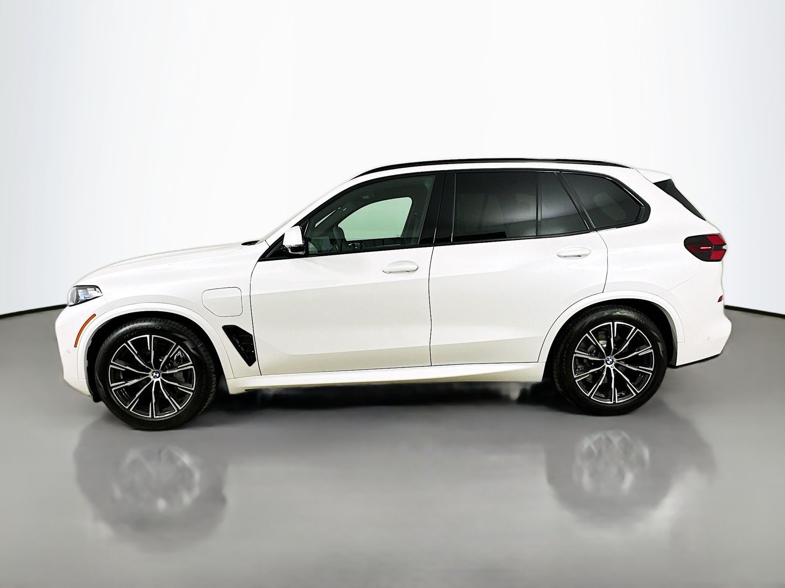 2026 BMW X5 50e - Photo 8
