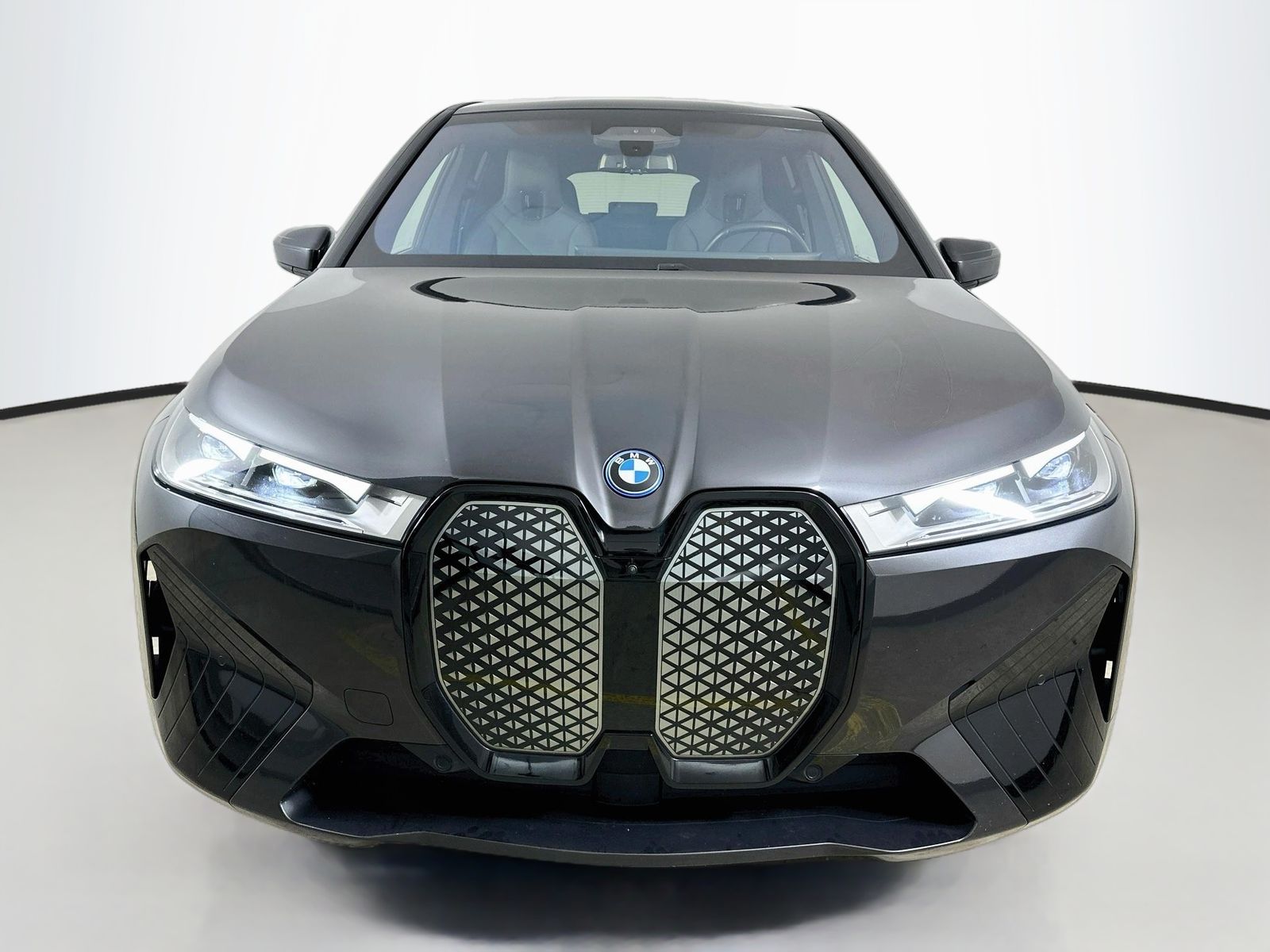Used 2024 BMW iX Base with VIN WB523CF08RCN46934 for sale in Dublin, OH